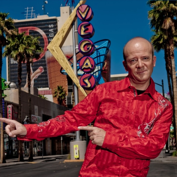 Andy Lee Lang Viva Las Vegas 1500x644 © Andy Lee Lang