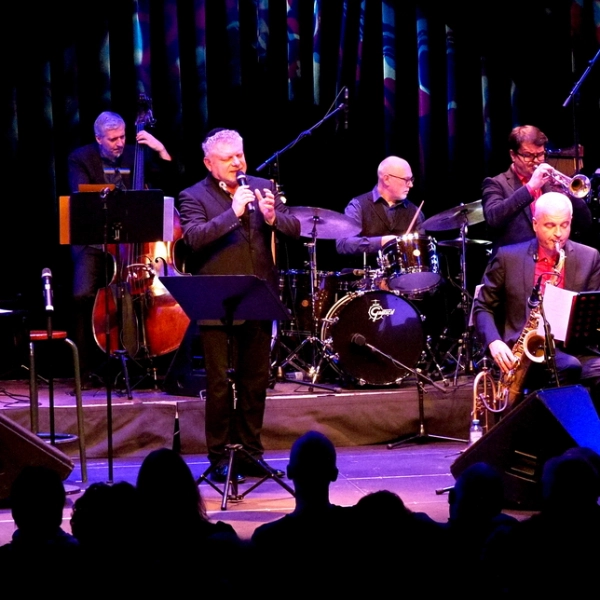 Swingin' Chanukka 2025 1500x644 © W. Frank