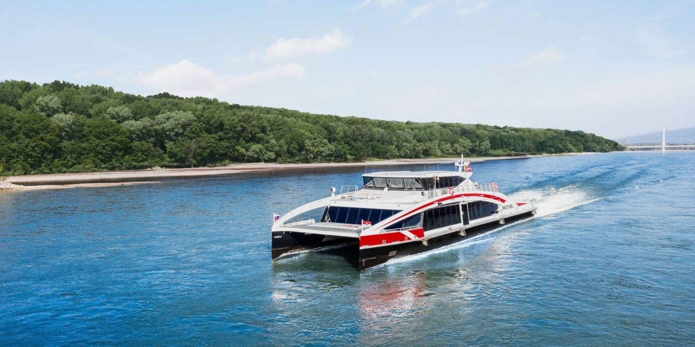 Twin City Liner © TCL